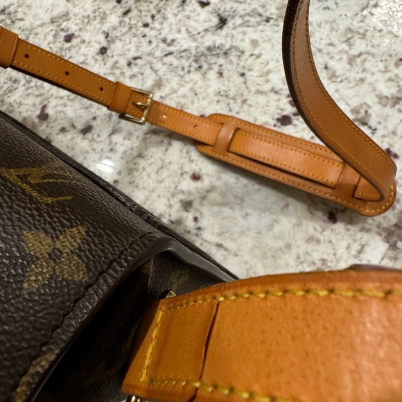 Louis Vuitton Saint Cloud GM Monogram. P0011 - Picture 17 of 17